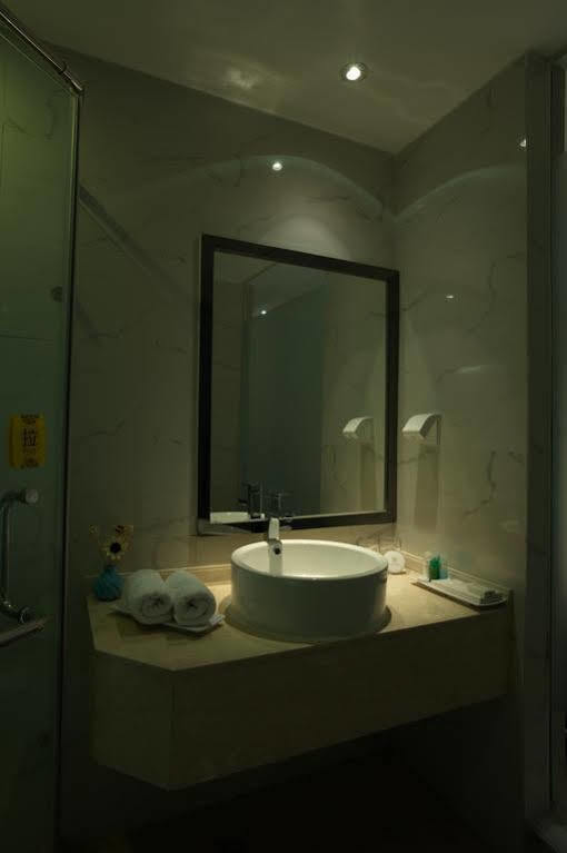 Chengdu Xuanya Yingyue Hotel Екстер'єр фото
